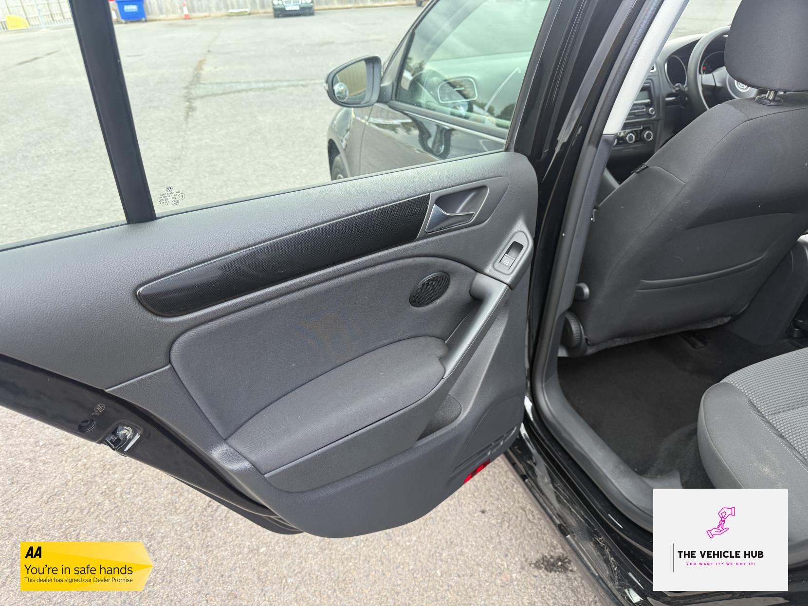 Volkswagen Golf 1.6 TDI BlueMotion Tech SE Hatchback 5dr Diesel Manual Euro 5 (s/s) (105 ps)