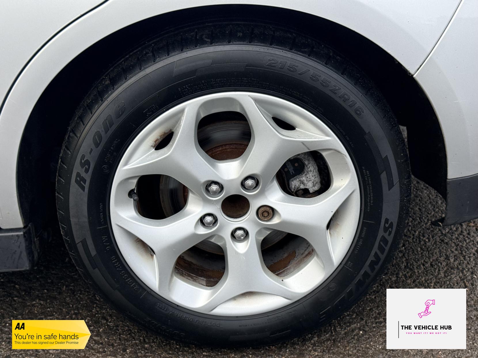 Ford C-Max 1.6 TDCi Zetec MPV 5dr Diesel Manual Euro 5 (115 ps)