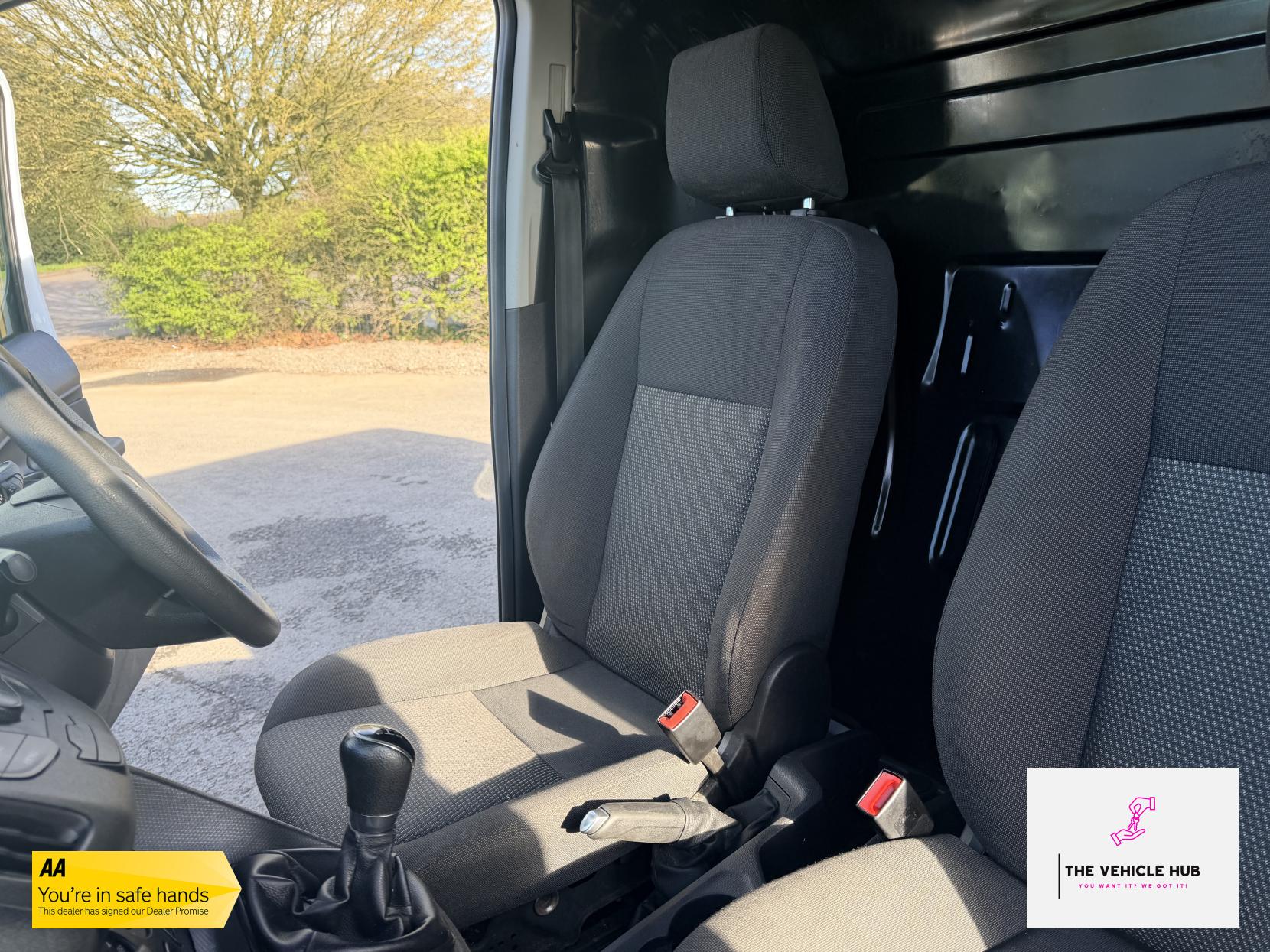 Ford Transit Connect 1.6 TDCi 200 Panel Van 4dr Diesel Manual L1 H1 (124 g/km, 74 bhp)