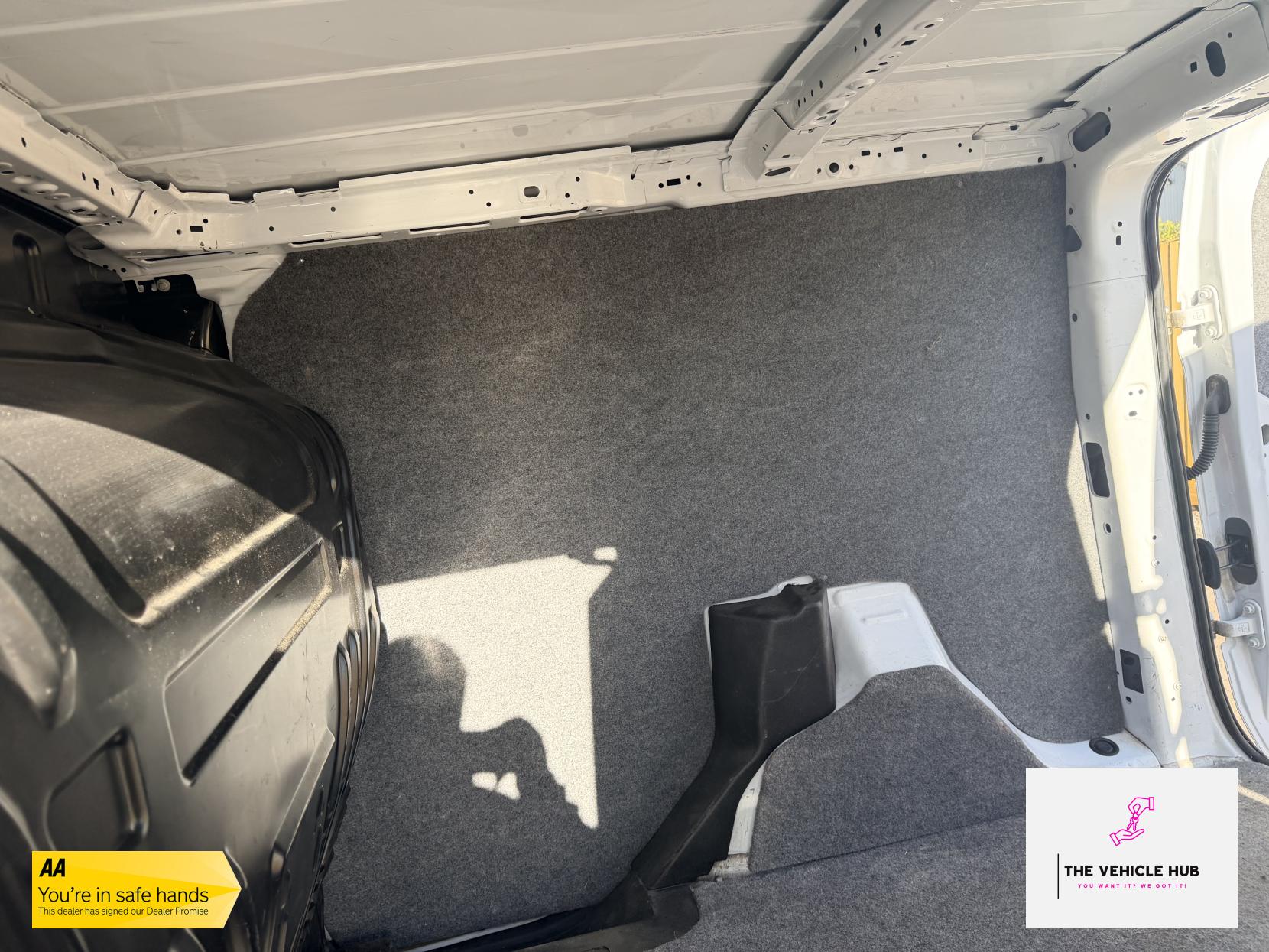 Ford Transit Connect 1.6 TDCi 200 Panel Van 4dr Diesel Manual L1 H1 (124 g/km, 74 bhp)