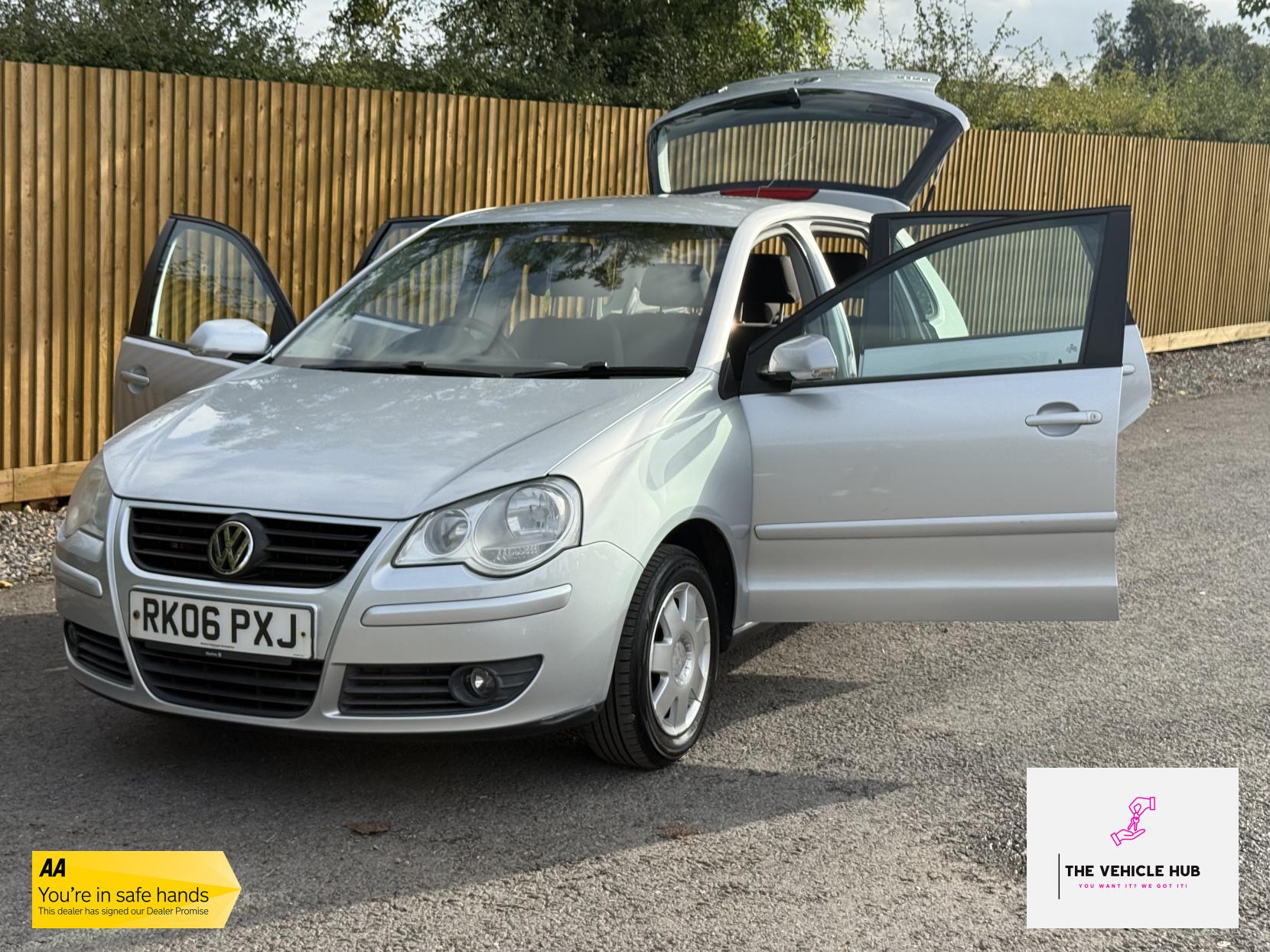 Volkswagen Polo 1.4 S Hatchback 5dr Petrol Manual (158 g/km, 74 bhp)