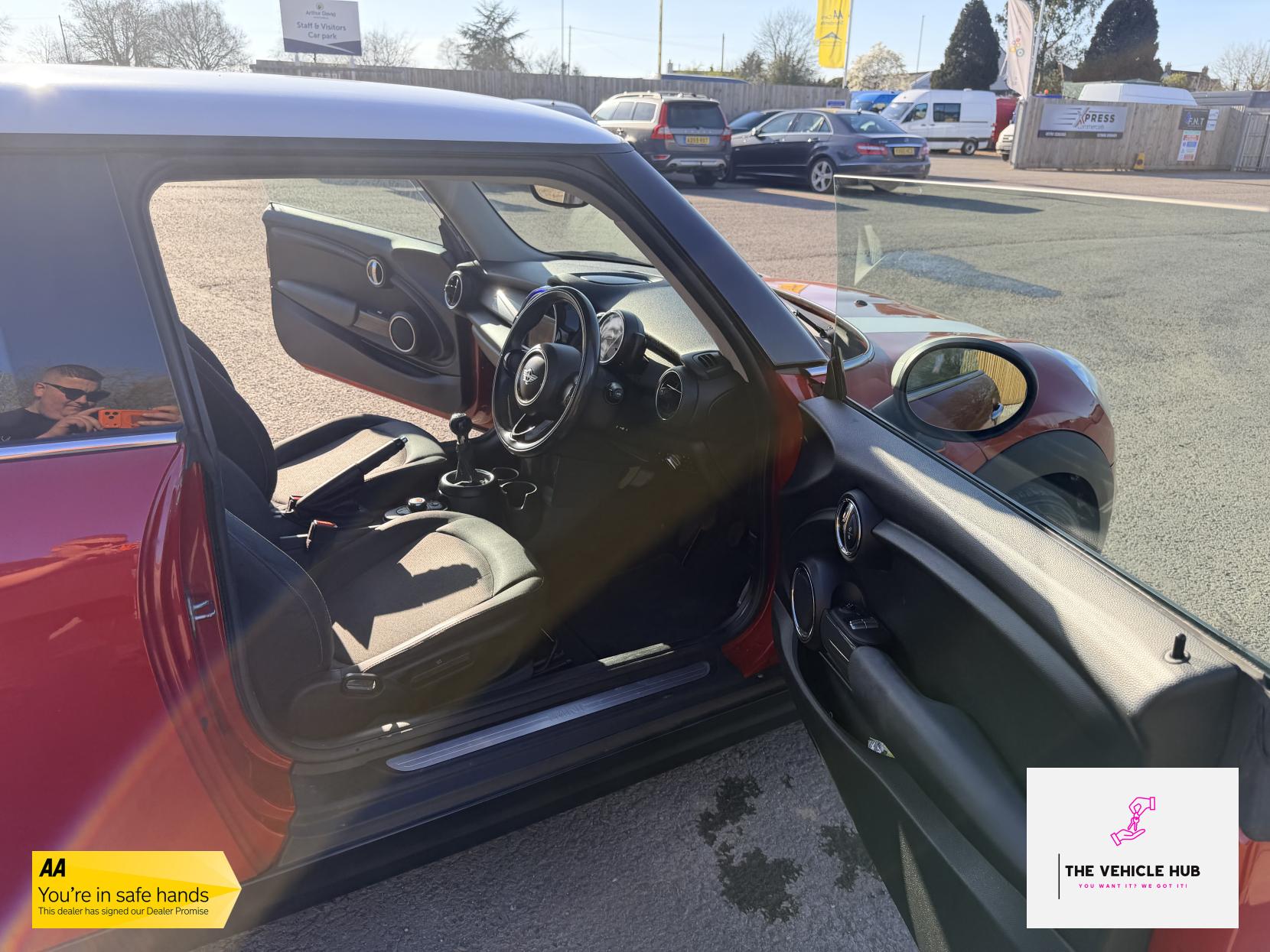 MINI Hatch 1.5 Cooper Hatchback 3dr Petrol Manual Euro 6 (s/s) (136 ps)